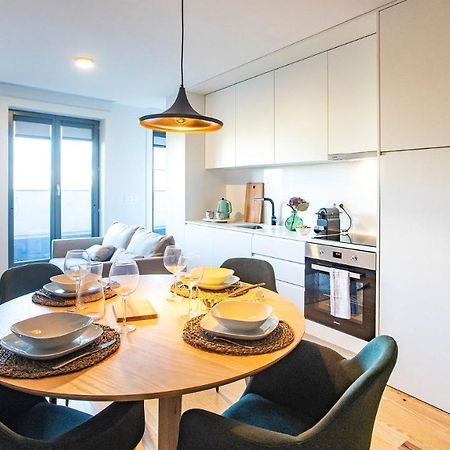 Stylish Studio W/ Ac & Balcony By Lovelystay Porto Exteriér fotografie