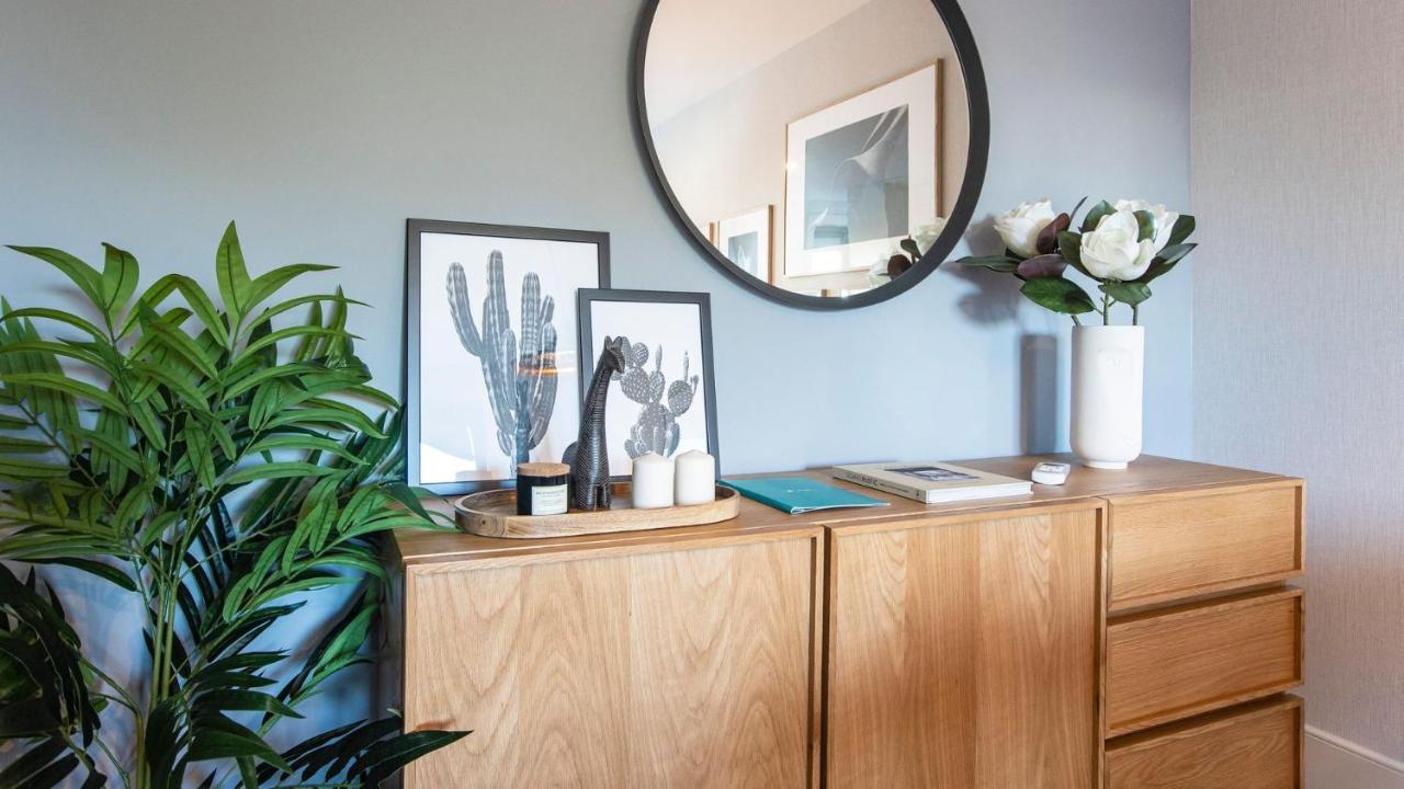 Stylish Studio W/ Ac & Balcony By Lovelystay Porto Exteriér fotografie